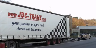 Logistique JDC-Trans pour le centenaire Bugatti à Autoworld Bruxelles